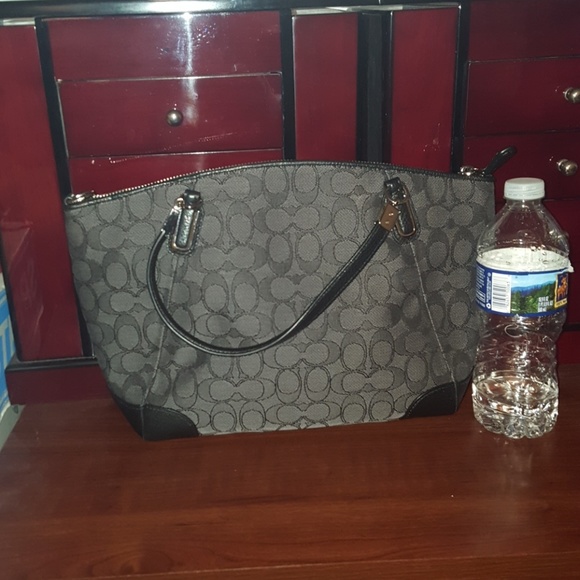 Coach Perfect Little Bag - Picture 2 of 8